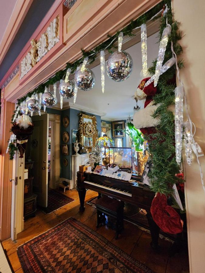House Of 1833 Bed And Breakfast Мистик Экстерьер фото