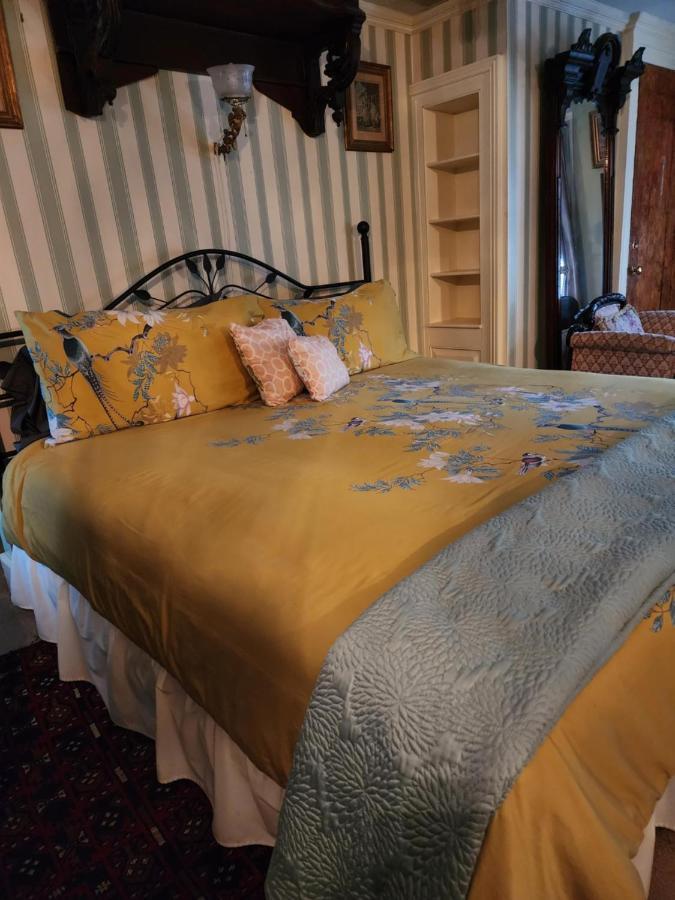 House Of 1833 Bed And Breakfast Мистик Экстерьер фото